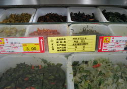 散裝食品“生日”難尋，食品安全如何保障？